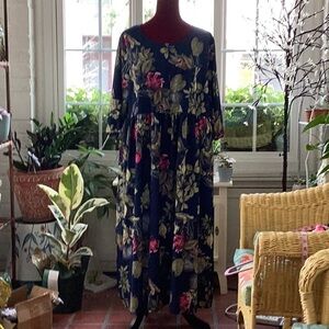 Xxl fun run around dress 95% spandex 5% cotton.